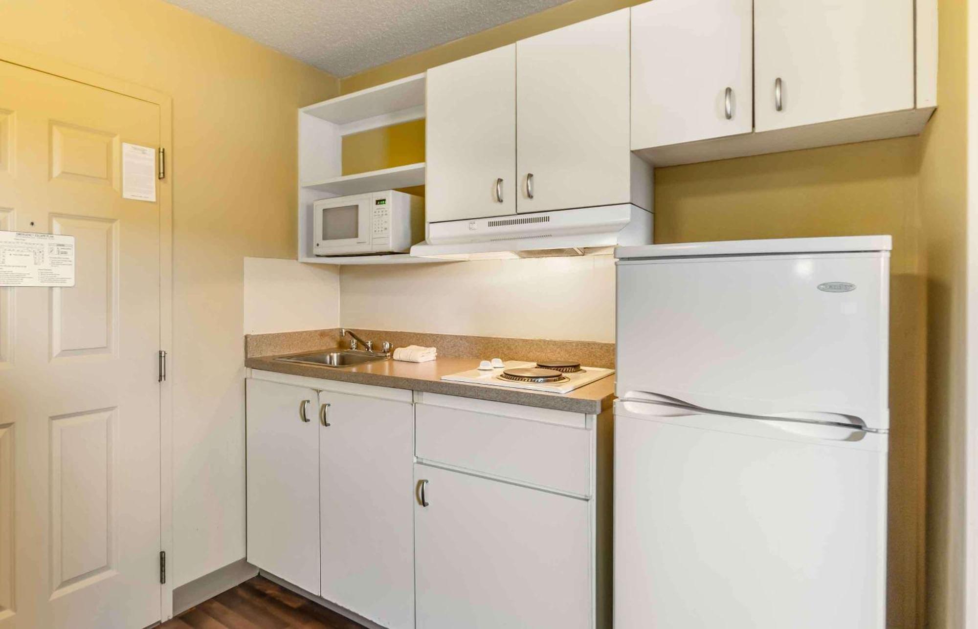 Extended Stay America Select Suites - Chesapeake - Churchland Blvd Exteriör bild